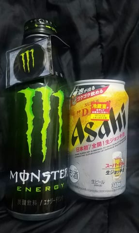 【画像】例の泡の出るビール買ってきたぞｗｗｗｗｗ